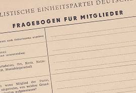 Fragebogen für Mitglieder der SED - Beitragsbild